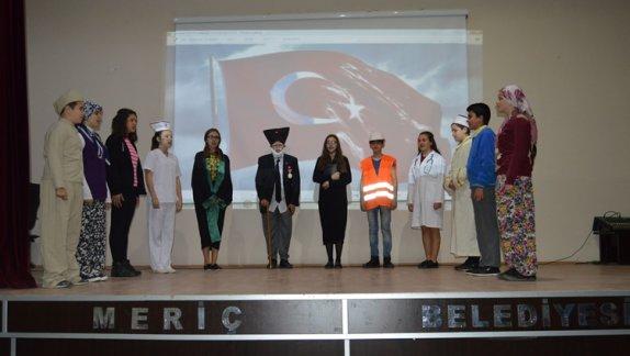     İstiklal Marşının Kabulü ve Mehmet Akif Ersoyu Anma Günü Programı Gerçekleştirildi.